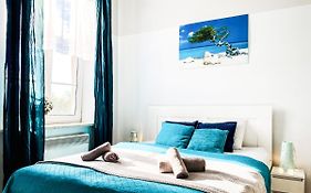 Apartment Next To Wawel Castle, Vistula River & Old Town Cracow